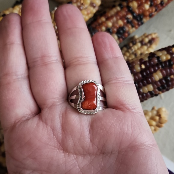 Gorgeous NWOT Native American Navajo Handmade Coral & Sterling Ring ♥️🎁💍 - Picture 11 of 13